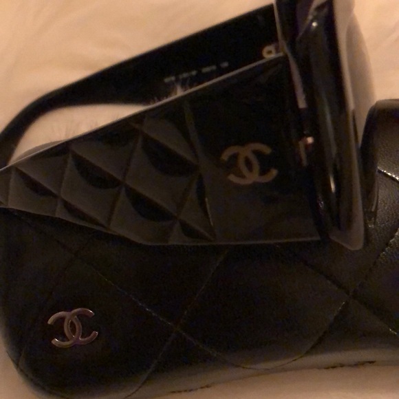 Authentic Chanel Sunglasses - Picture 4 of 6
